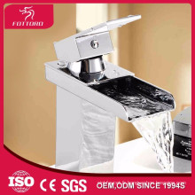 Robinet de salle de bain mitigeur cascade